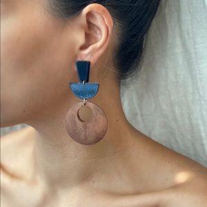 GEOMETRIC ACRYLIC AND WOODEN HANGING EARRINGS